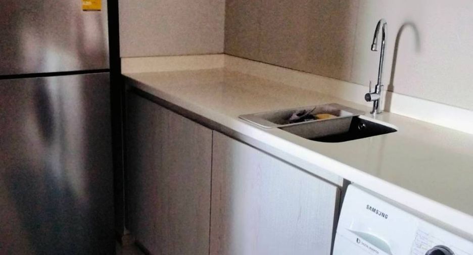 For sale 2 bedrooms condo in Pathum Wan, Bangkok