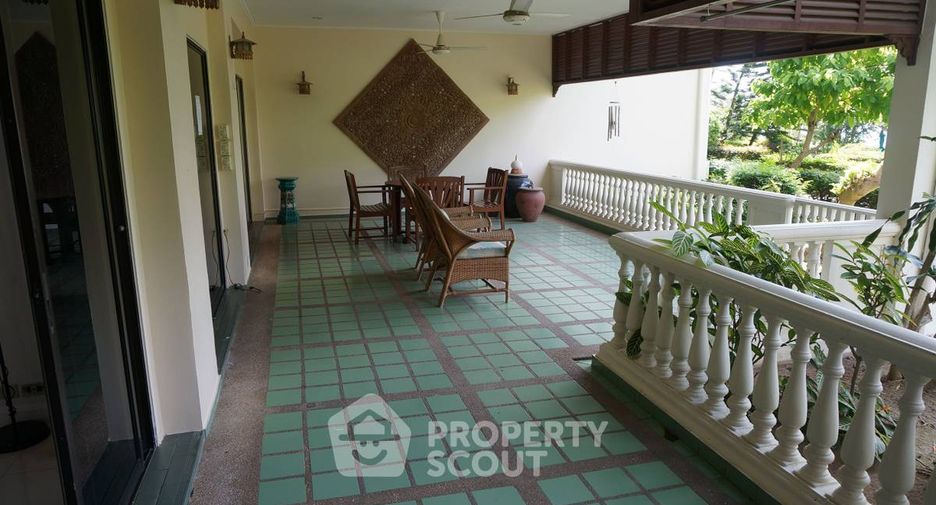 For sale 2 bedrooms condo in Sattahip, Chonburi