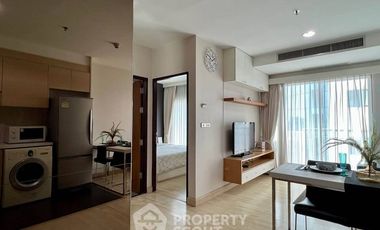 For sale 1 bed condo in Khlong Toei, Bangkok