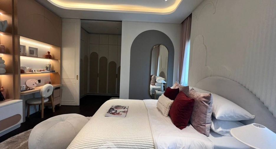 For sale 4 bedrooms house in Bang Kho Laem, Bangkok