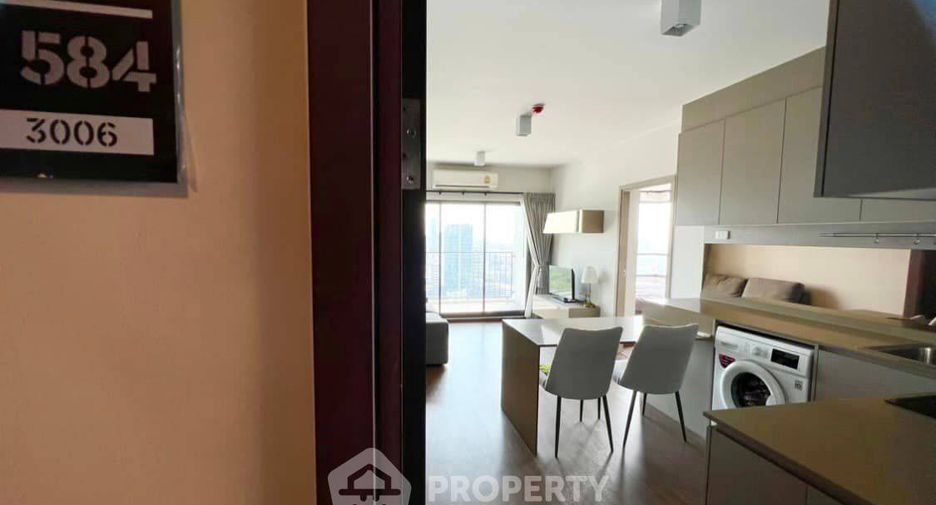 For sale 2 bedrooms condo in Phra Khanong, Bangkok