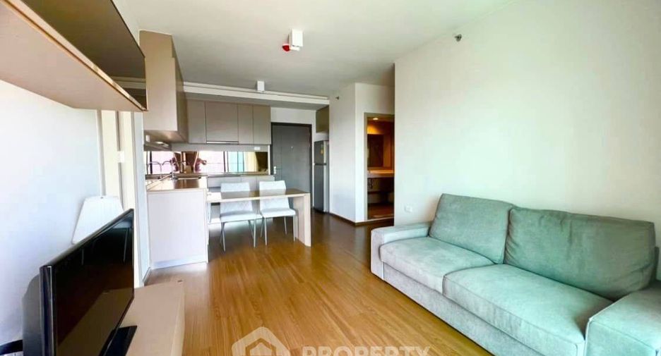 For sale 2 bedrooms condo in Phra Khanong, Bangkok
