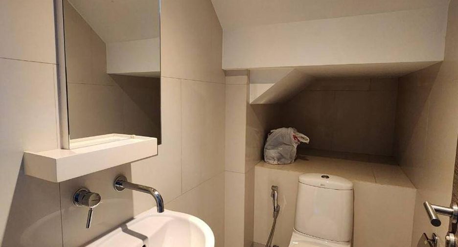 For sale 1 bed condo in Ratchathewi, Bangkok