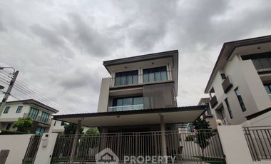 Casa en venta de 3 habitaciones en Prawet, Bangkok