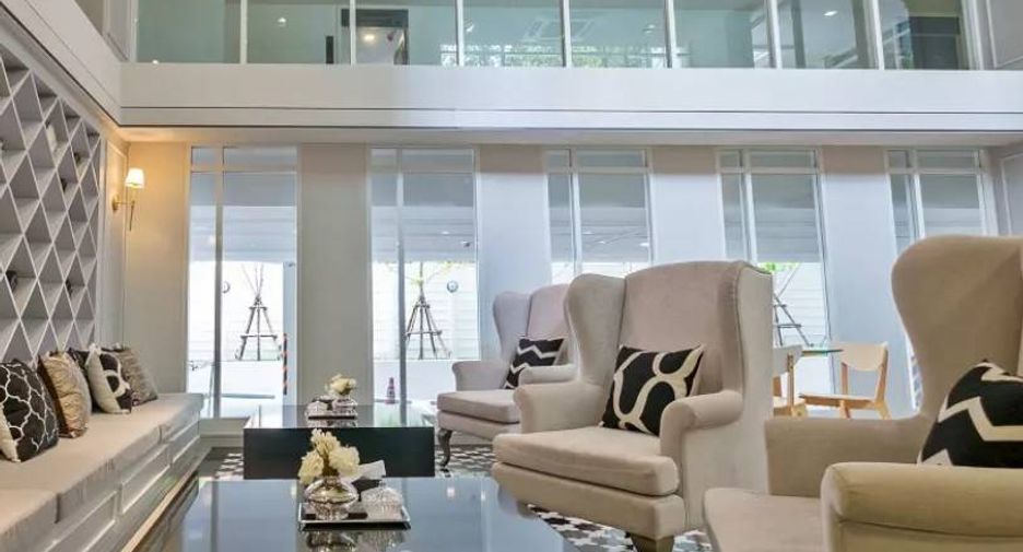 Condo en venta de 1 habitaciones en Yan Nawa, Bangkok