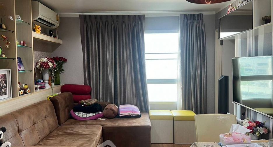 For sale 2 bedrooms condo in Huai Khwang, Bangkok