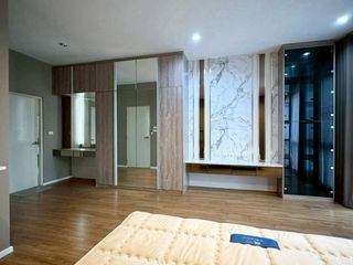 For sale 3 ベッドルーム townhouse in Saphan Sung, Bangkok