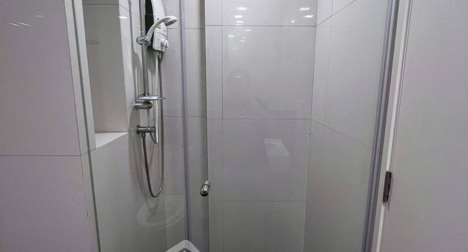 For sale 1 bed condo in Phra Khanong, Bangkok