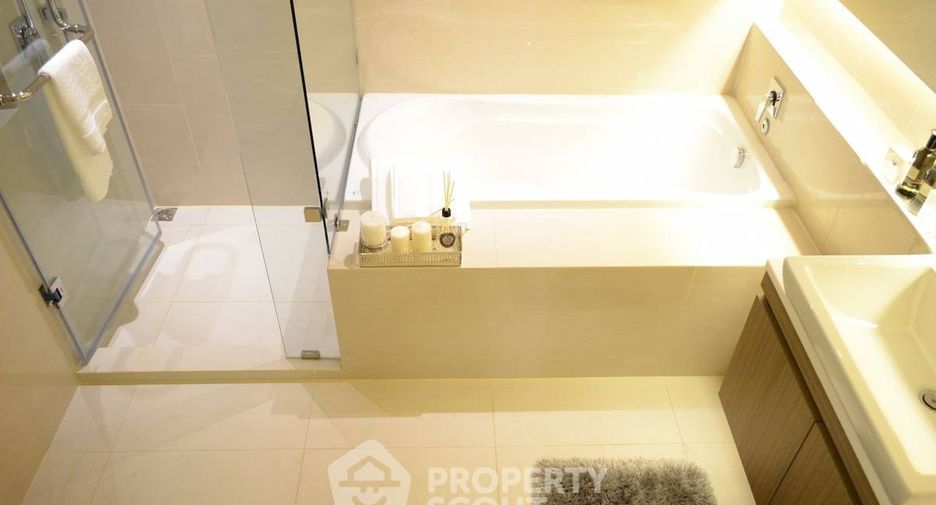For sale 2 bedrooms condo in Khlong Toei, Bangkok