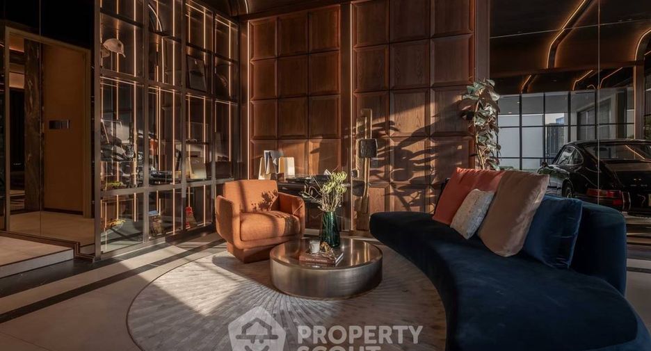 For sale 4 bedrooms house in Lat Phrao, Bangkok