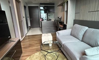 À vendre 2 chambres condo à Watthana, Bangkok