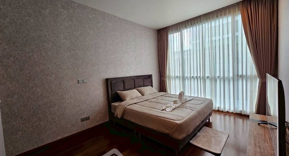 For sale 2 bedrooms condo in Watthana, Bangkok