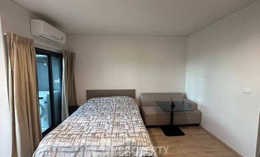 Wohnung zum Kauf mit 1 Zimmer in Khlong San, Bangkok