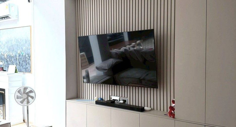 For sale 4 bedrooms townhouse in Watthana, Bangkok