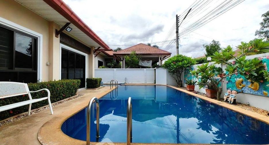 For sale 3 bedrooms house in East Pattaya, Pattaya