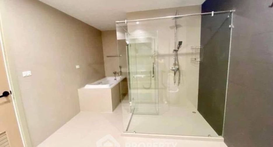 For sale 4 bedrooms condo in South Pattaya, Pattaya