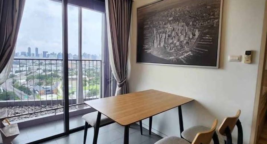 For sale 2 bedrooms condo in Phaya Thai, Bangkok