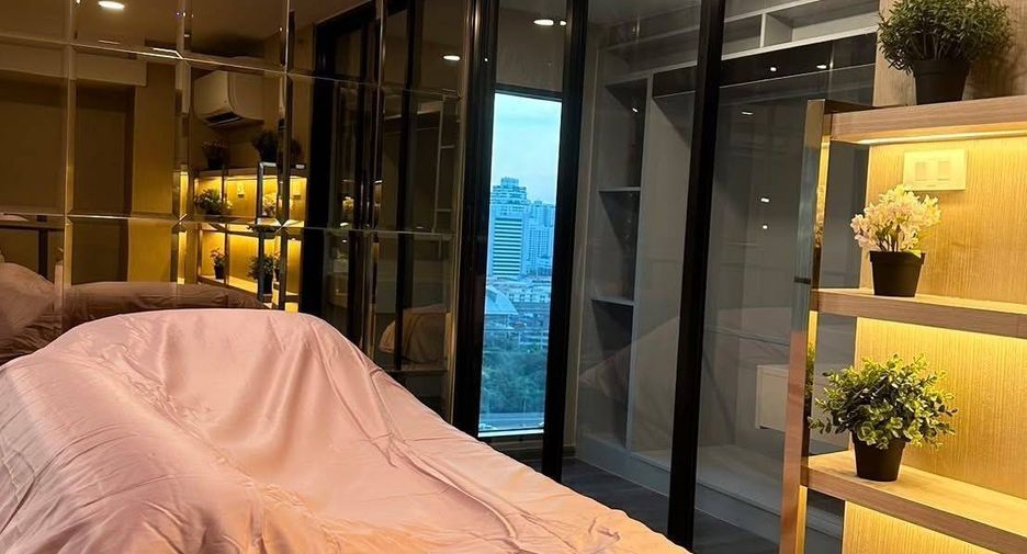For sale 1 bed condo in Ratchathewi, Bangkok