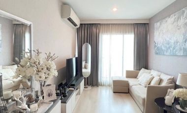 À vendre 2 chambres condo à Huai Khwang, Bangkok