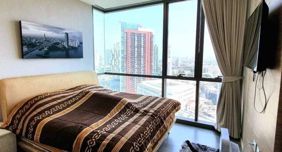 For sale 1 bed condo in Khlong Toei, Bangkok