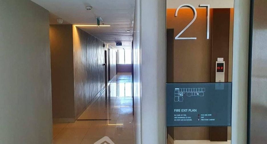 For sale 1 bed condo in Khlong Toei, Bangkok