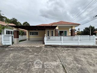 出售 3 卧室 独立屋 在 Mueang Chon Buri, Chon Buri