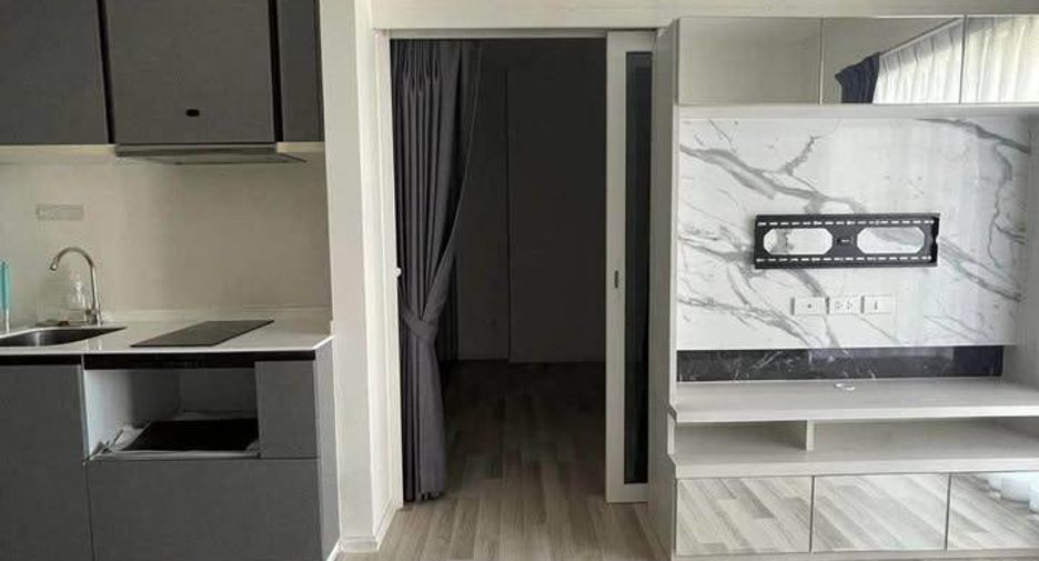 For sale 1 bed condo in Bang Kho Laem, Bangkok
