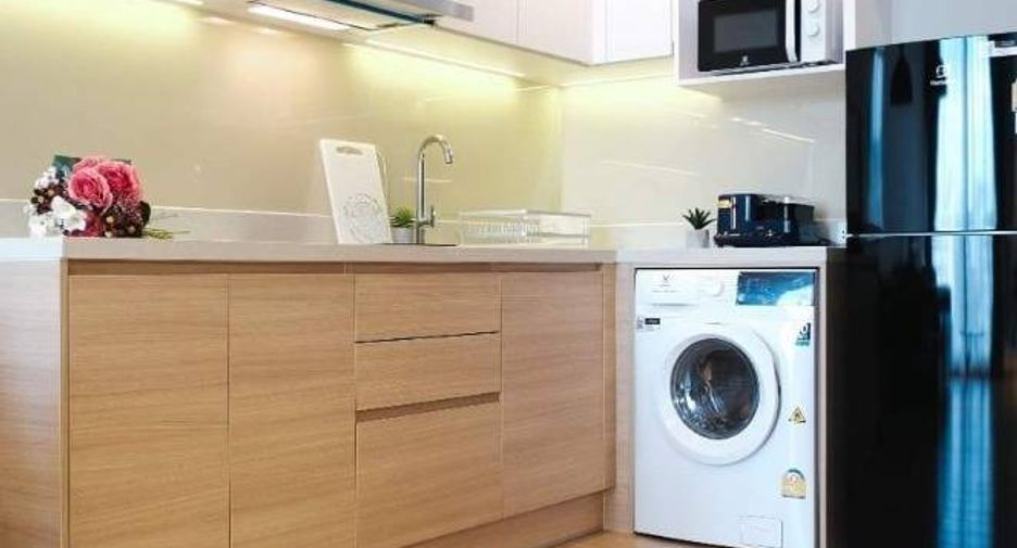 For sale 1 bed condo in Khlong Toei, Bangkok