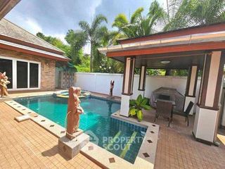 For sale 3 bedrooms villa in Bang Lamung, Chonburi