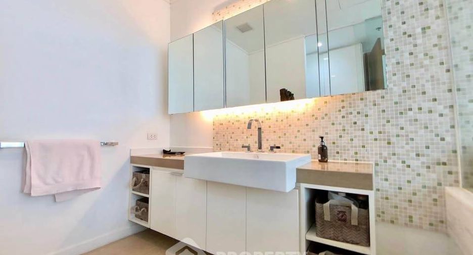 For sale 3 bedrooms condo in Bang Lamung, Chonburi