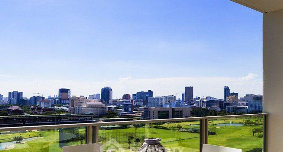 For sale 3 bedrooms condo in Pathum Wan, Bangkok