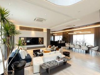 Casa en venta de 4 habitaciones en Bang Kho Laem, Bangkok