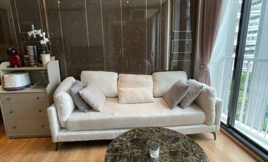 For sale 2 ベッドルーム condo in Khlong Toei, Bangkok