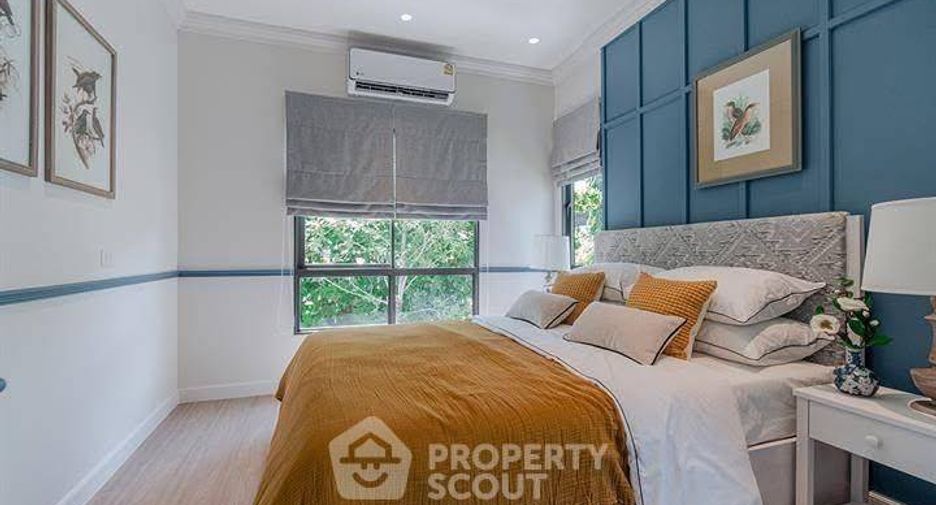 For sale 4 bedrooms house in Bang Khun Thian, Bangkok