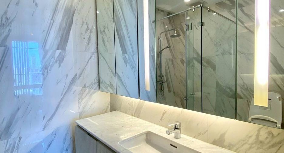 For sale 1 bed condo in Pathum Wan, Bangkok