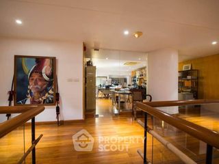 Condo en venta de 5 habitaciones en Khlong Toei, Bangkok