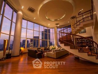Condo en venta de 5 habitaciones en Khlong Toei, Bangkok