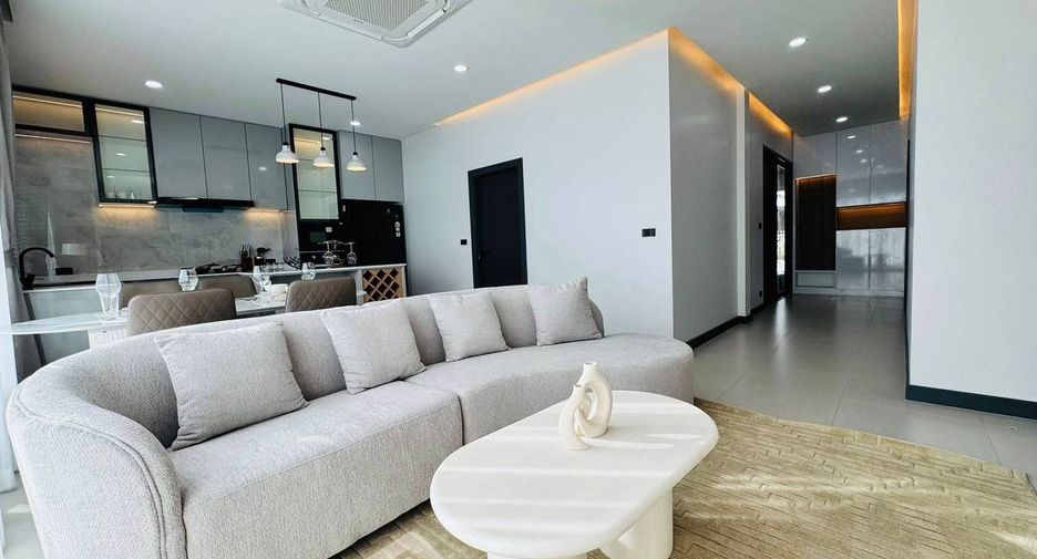 For sale 3 bedrooms villa in South Pattaya, Pattaya