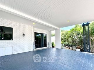 For sale 3 bedrooms townhouse in Bang Khen, Bangkok