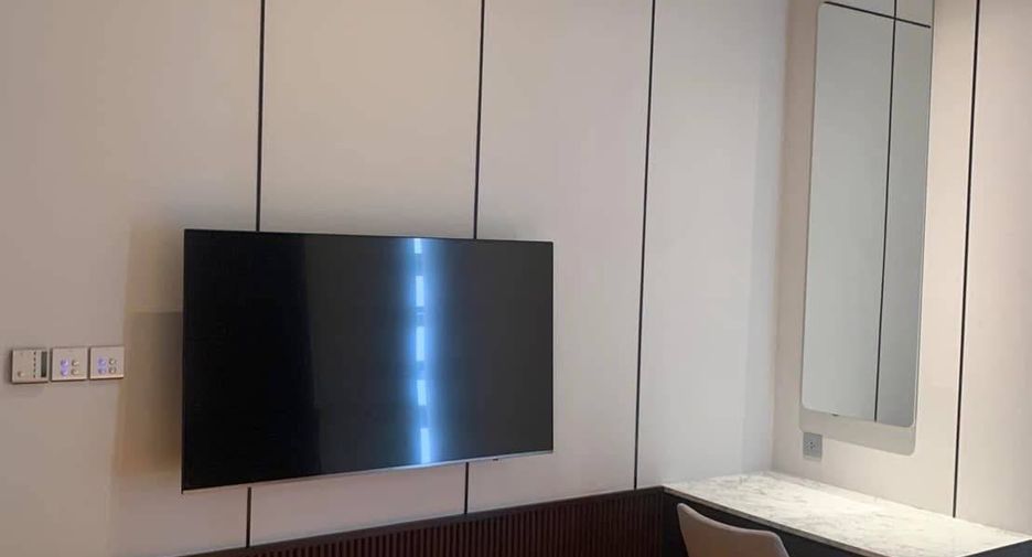 For sale 1 bed condo in Sathon, Bangkok
