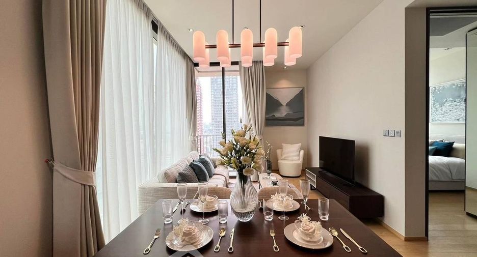 For rent and for sale 2 bedrooms condo in Pathum Wan, Bangkok