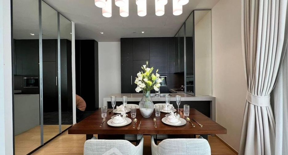 For rent and for sale 2 bedrooms condo in Pathum Wan, Bangkok