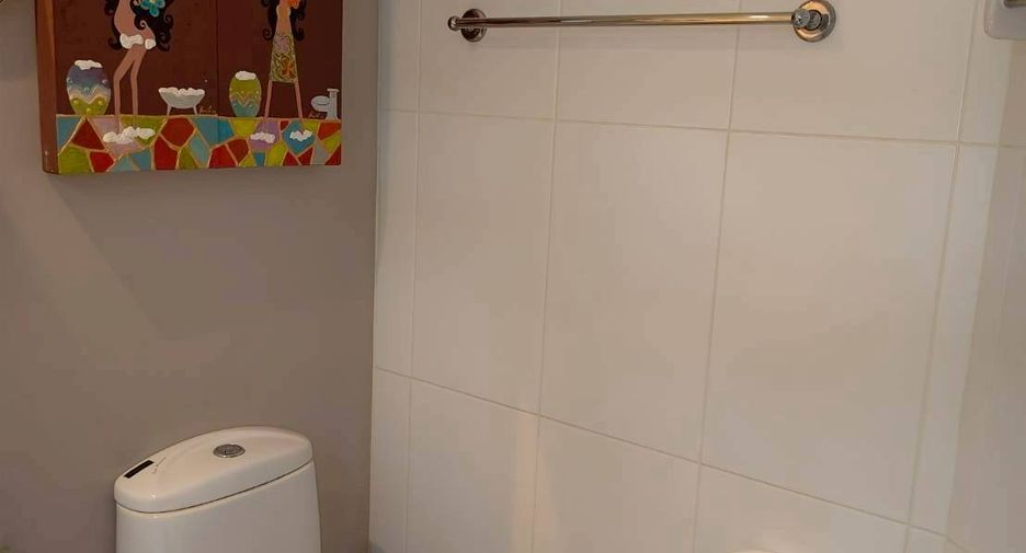 For sale 1 bed condo in Phra Khanong, Bangkok