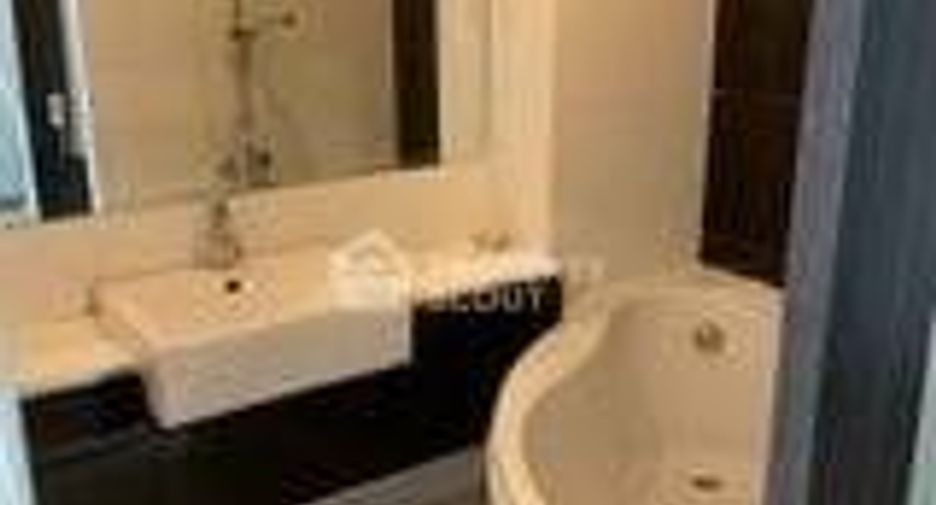 Wohnung zum Kauf mit 2 Zimmer in Si Racha, Chonburi