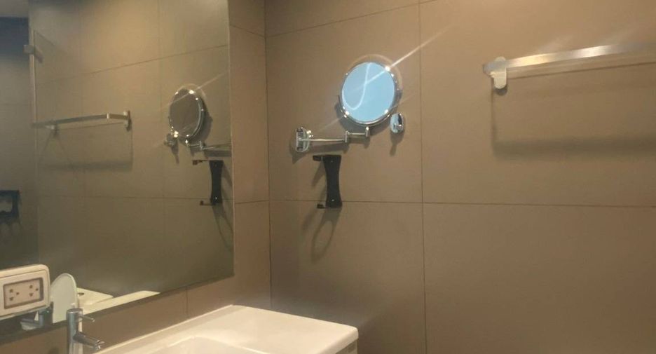 For sale 2 ベッドルーム condo in Watthana, Bangkok
