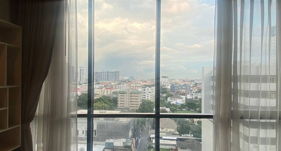For sale 2 ベッドルーム condo in Watthana, Bangkok