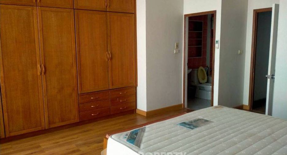 ขาย 3 ห้องนอน ทาวน์เฮ้าส์ ใน สวนหลวง, กรุงเทพฯ