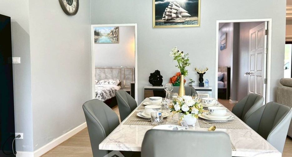For sale 3 ベッドルーム villa in Sattahip, Chonburi