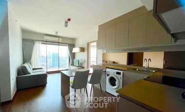 For sale 2 ベッドルーム condo in Phra Khanong, Bangkok