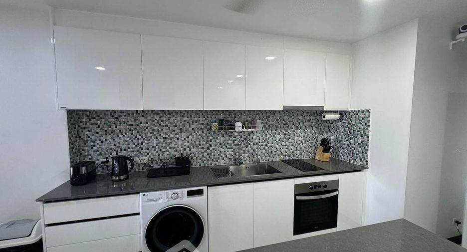 For sale 2 bedrooms condo in Pratumnak, Pattaya
